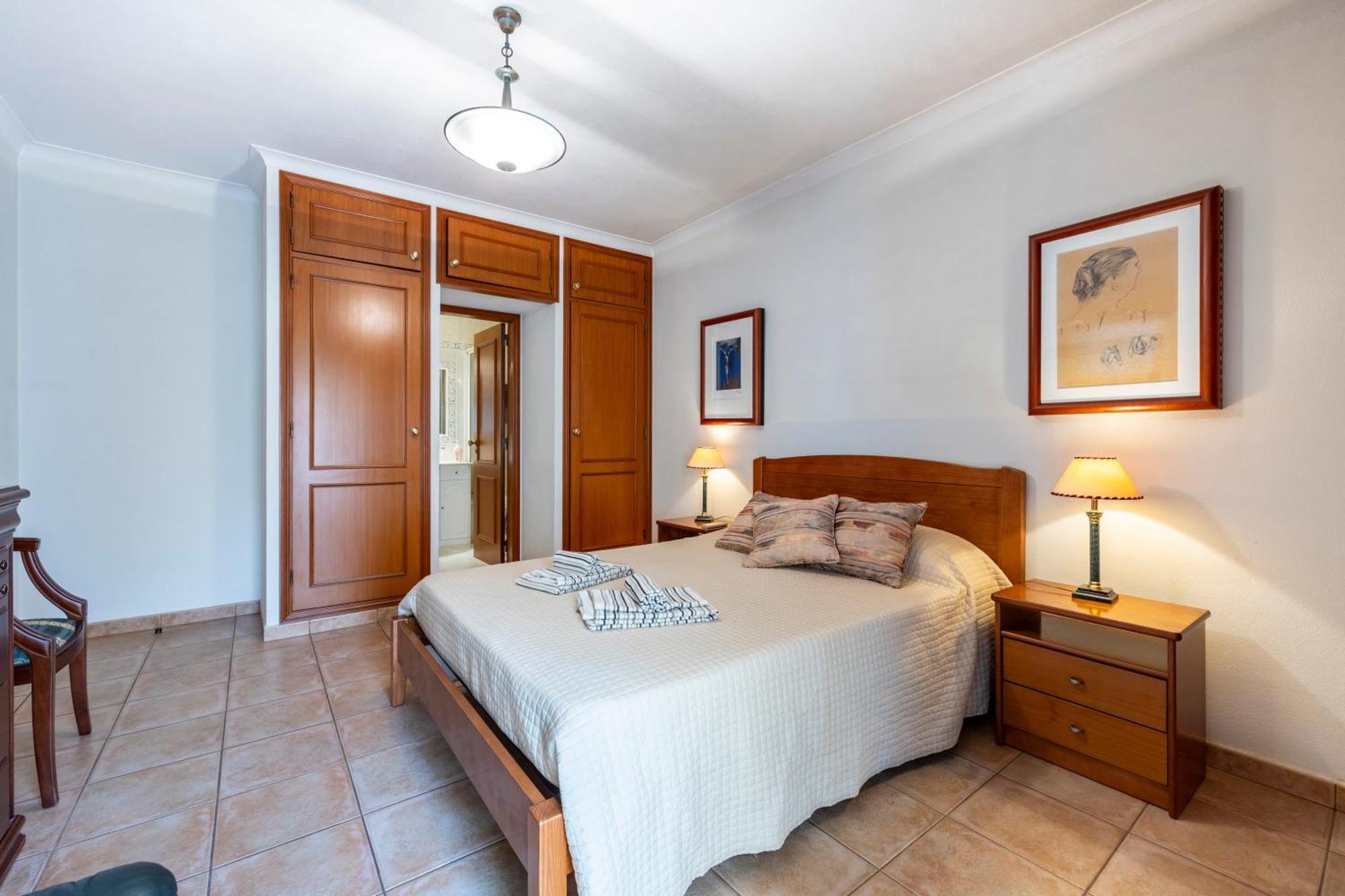 Apartamentos Mira Rio Lagos Exteriör bild
