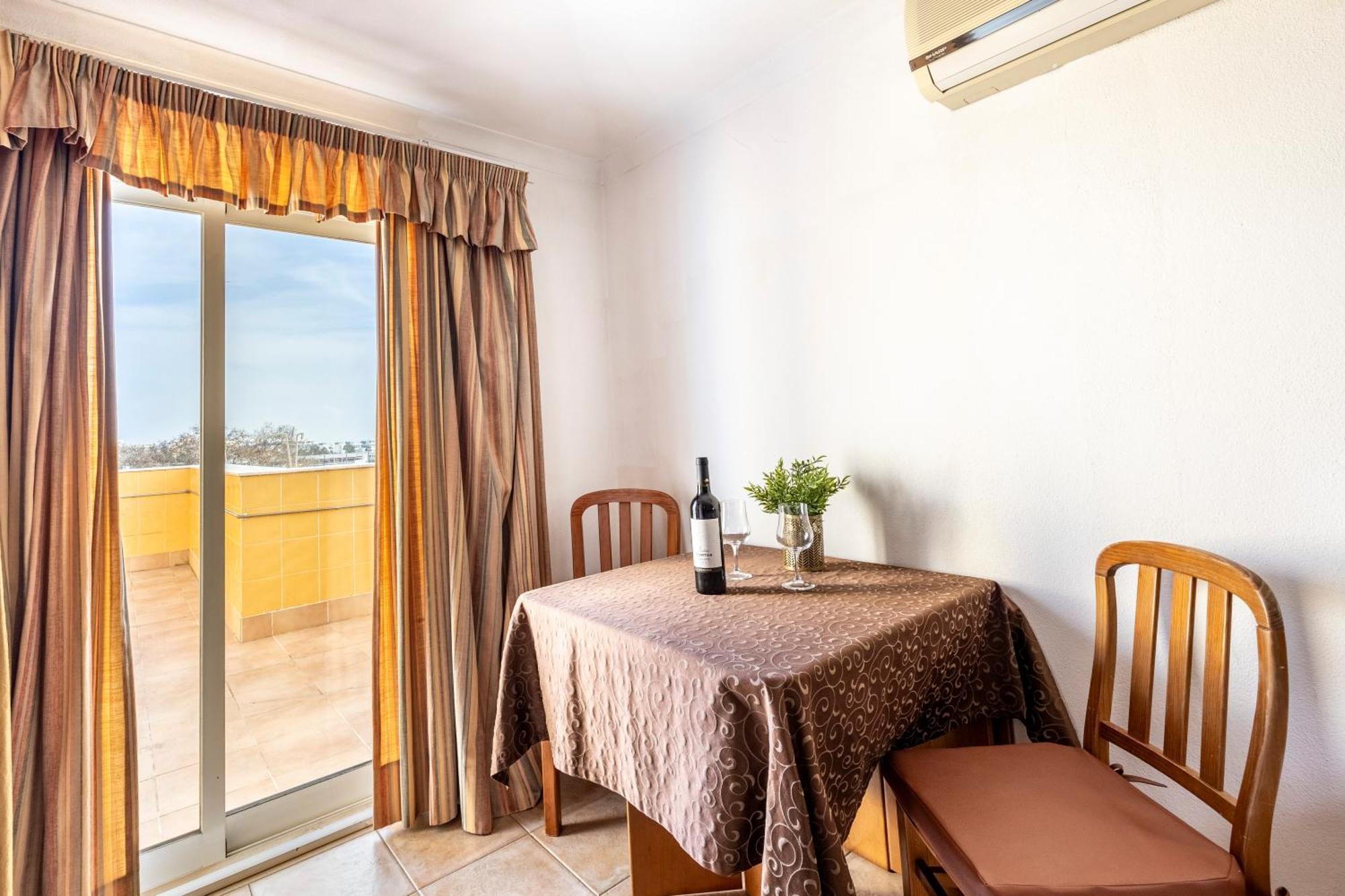 Apartamentos Mira Rio Lagos Exteriör bild