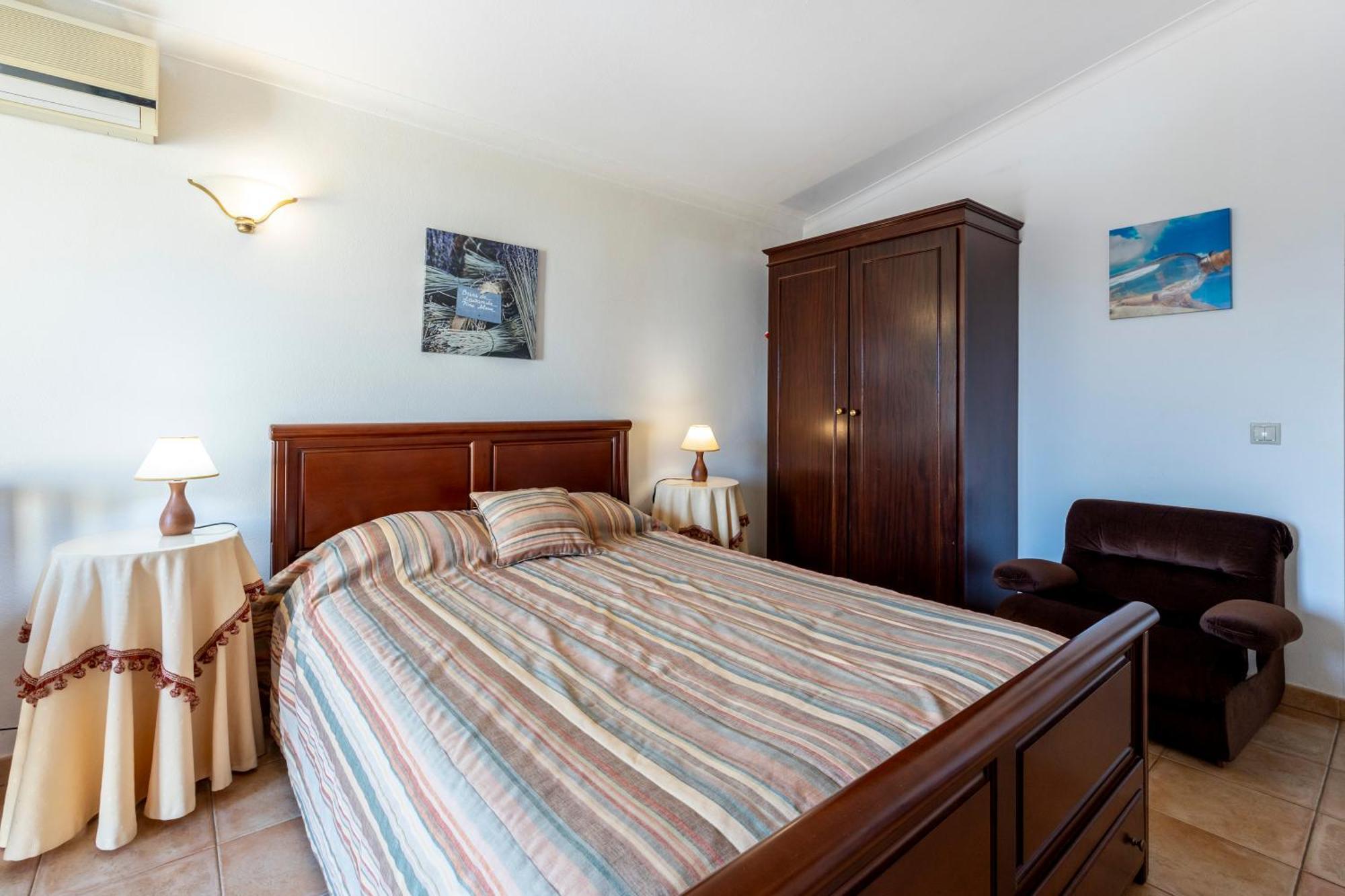 Apartamentos Mira Rio Lagos Exteriör bild