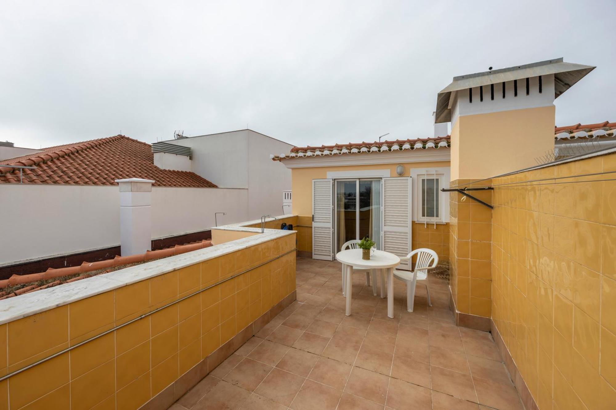 Apartamentos Mira Rio Lagos Exteriör bild