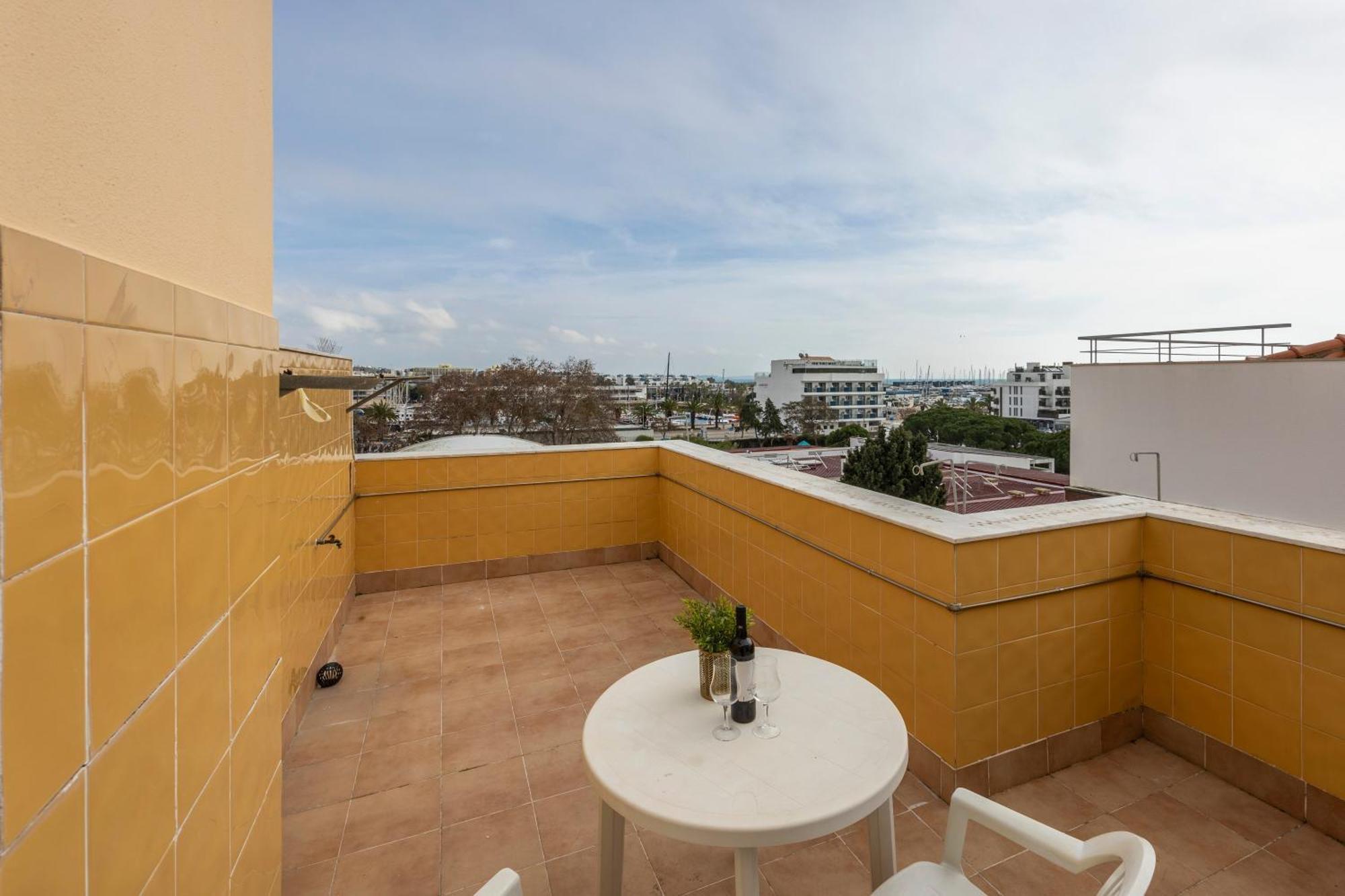 Apartamentos Mira Rio Lagos Exteriör bild