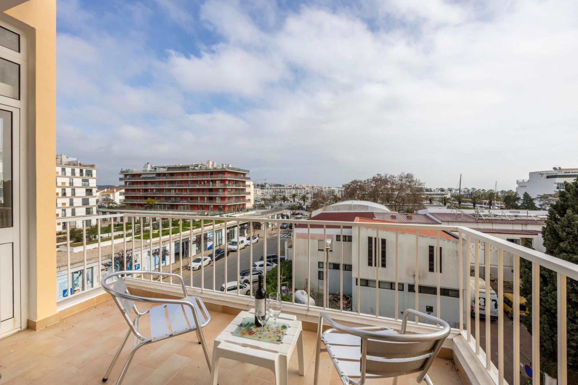 Apartamentos Mira Rio Lagos Exteriör bild